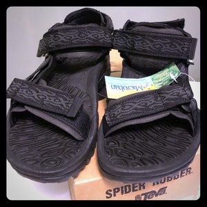 NWT TEVA Men Terra-FI Tribal Black Sandals Size 8